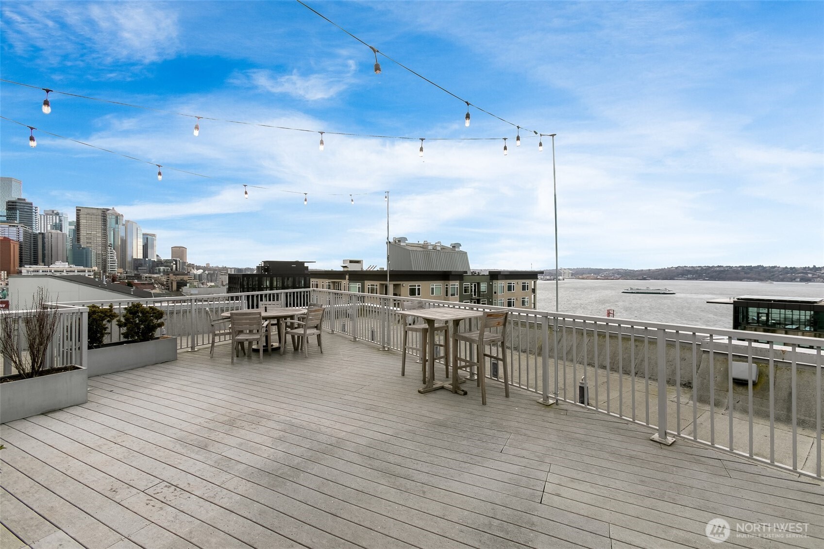 76 Cedar Street #S1005, Seattle, WA 98121