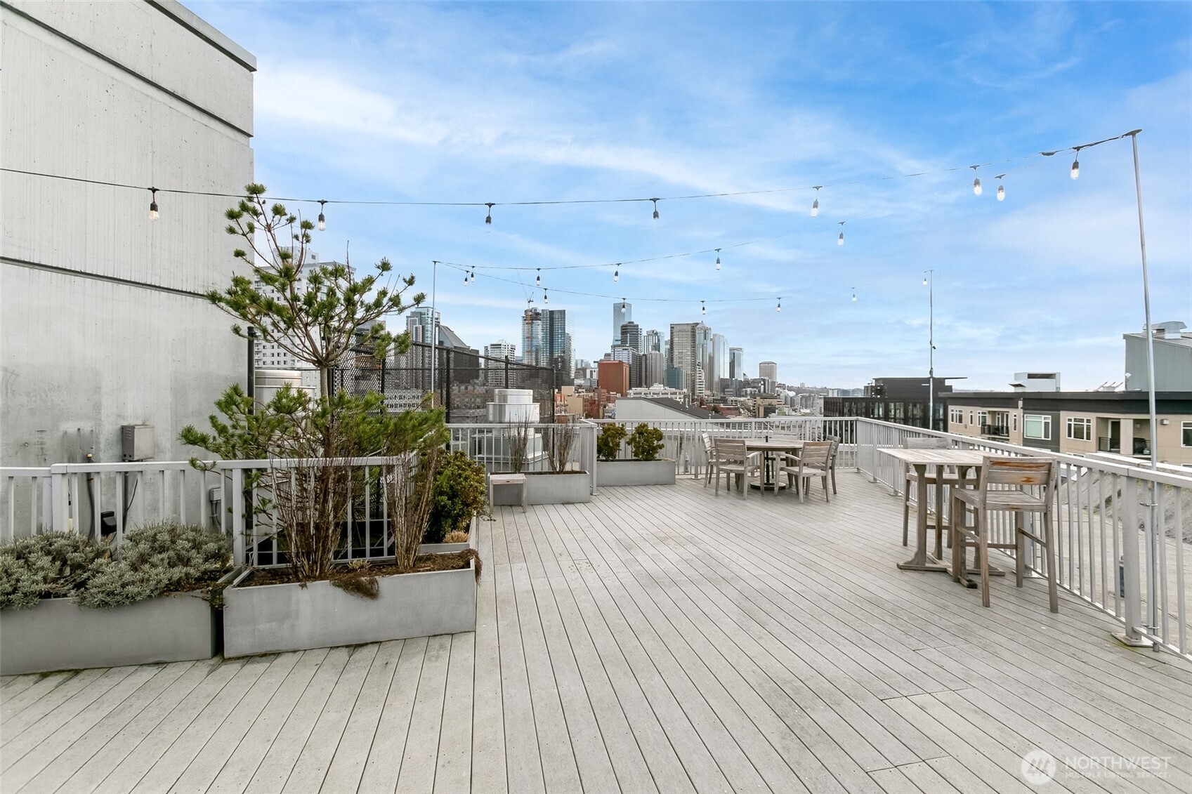 76 Cedar Street #S1005, Seattle, WA 98121