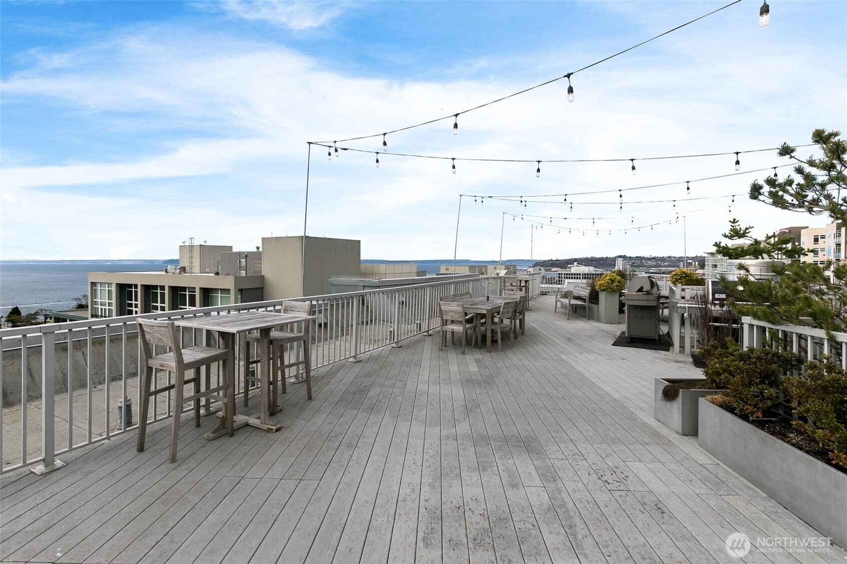 76 Cedar Street #S1005, Seattle, WA 98121