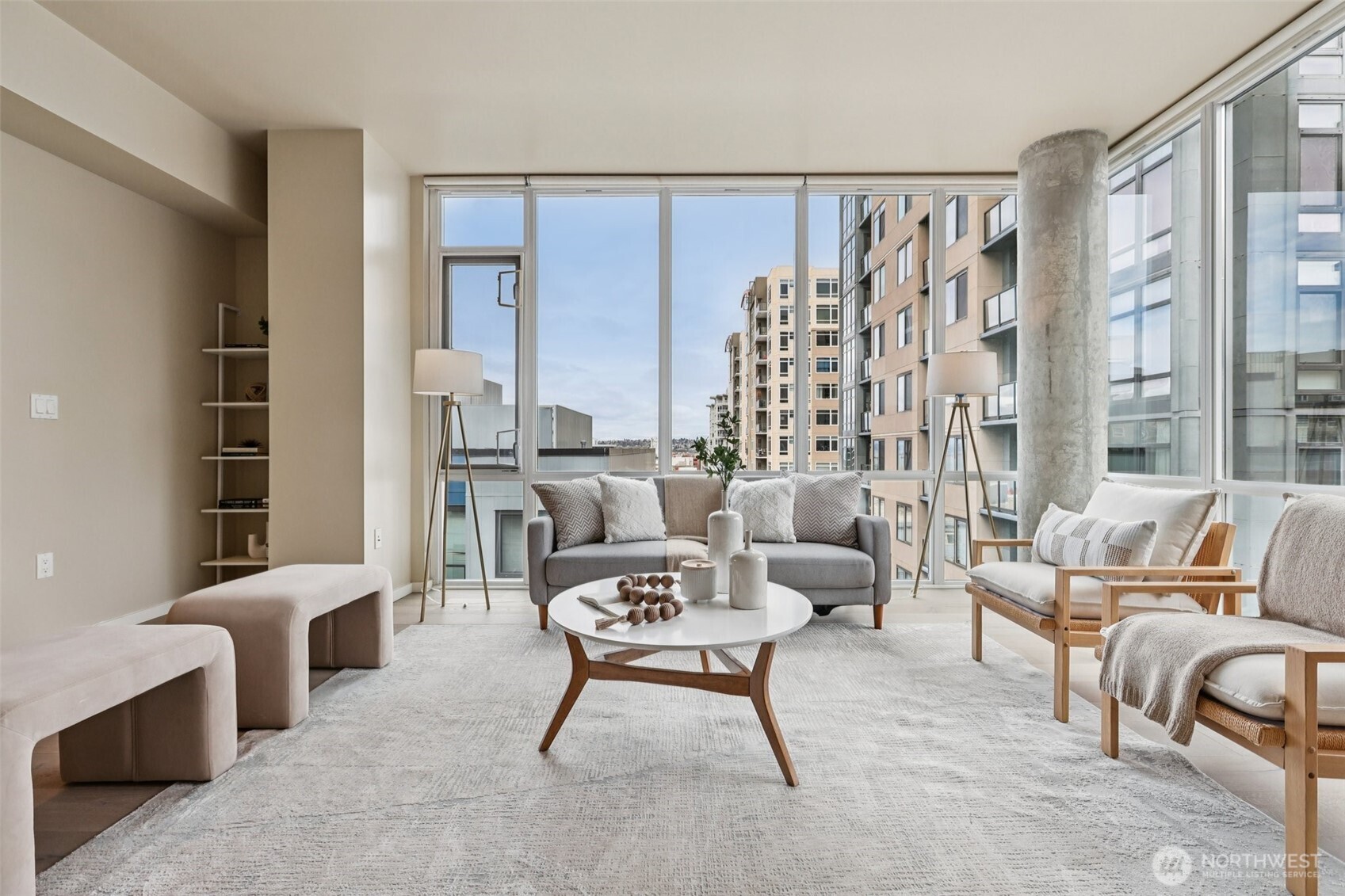 76 Cedar Street #S1005, Seattle, WA 98121