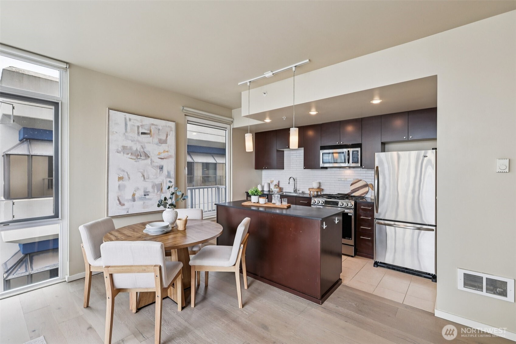 76 Cedar Street #S1005, Seattle, WA 98121