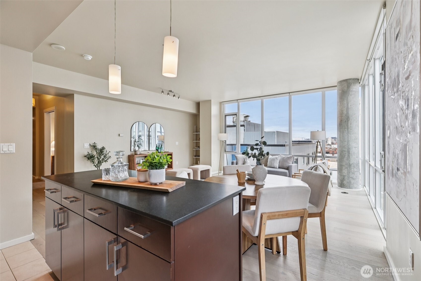 76 Cedar Street #S1005, Seattle, WA 98121