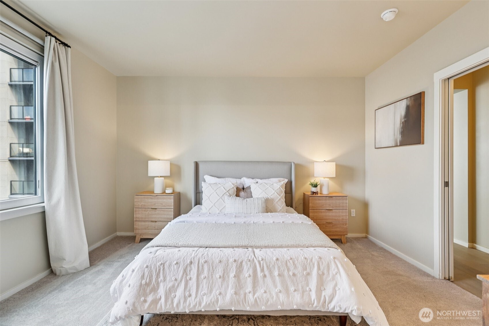 76 Cedar Street #S1005, Seattle, WA 98121