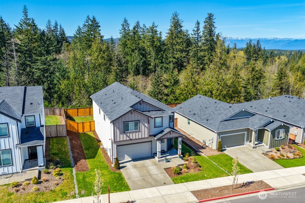 937 Panoramic Loop , Bremerton, WA 98312
