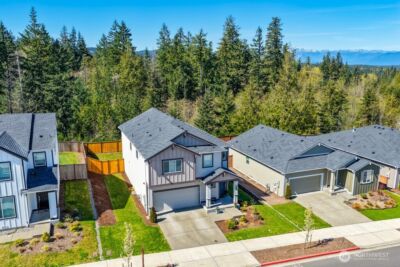937 Panoramic Loop , Bremerton, WA 98312 - Photo 2