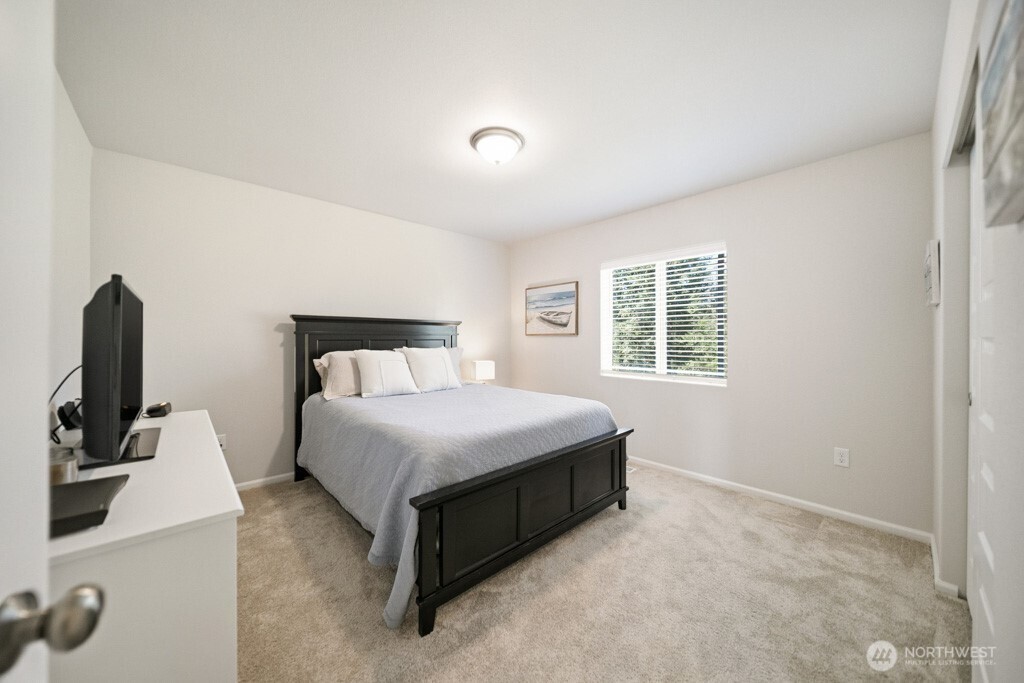 937 Panoramic Loop , Bremerton, WA 98312