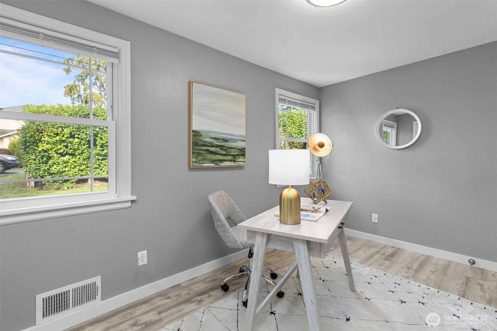 1210 108th Avenue SE, Bellevue, WA 98004