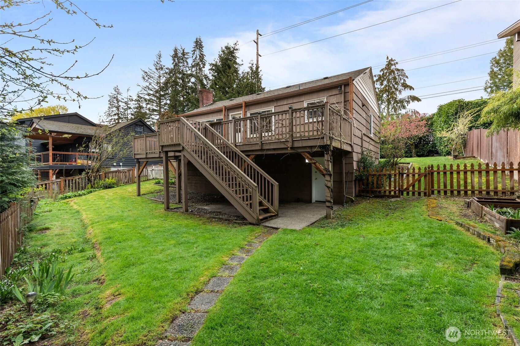 1210 108th Avenue SE, Bellevue, WA 98004