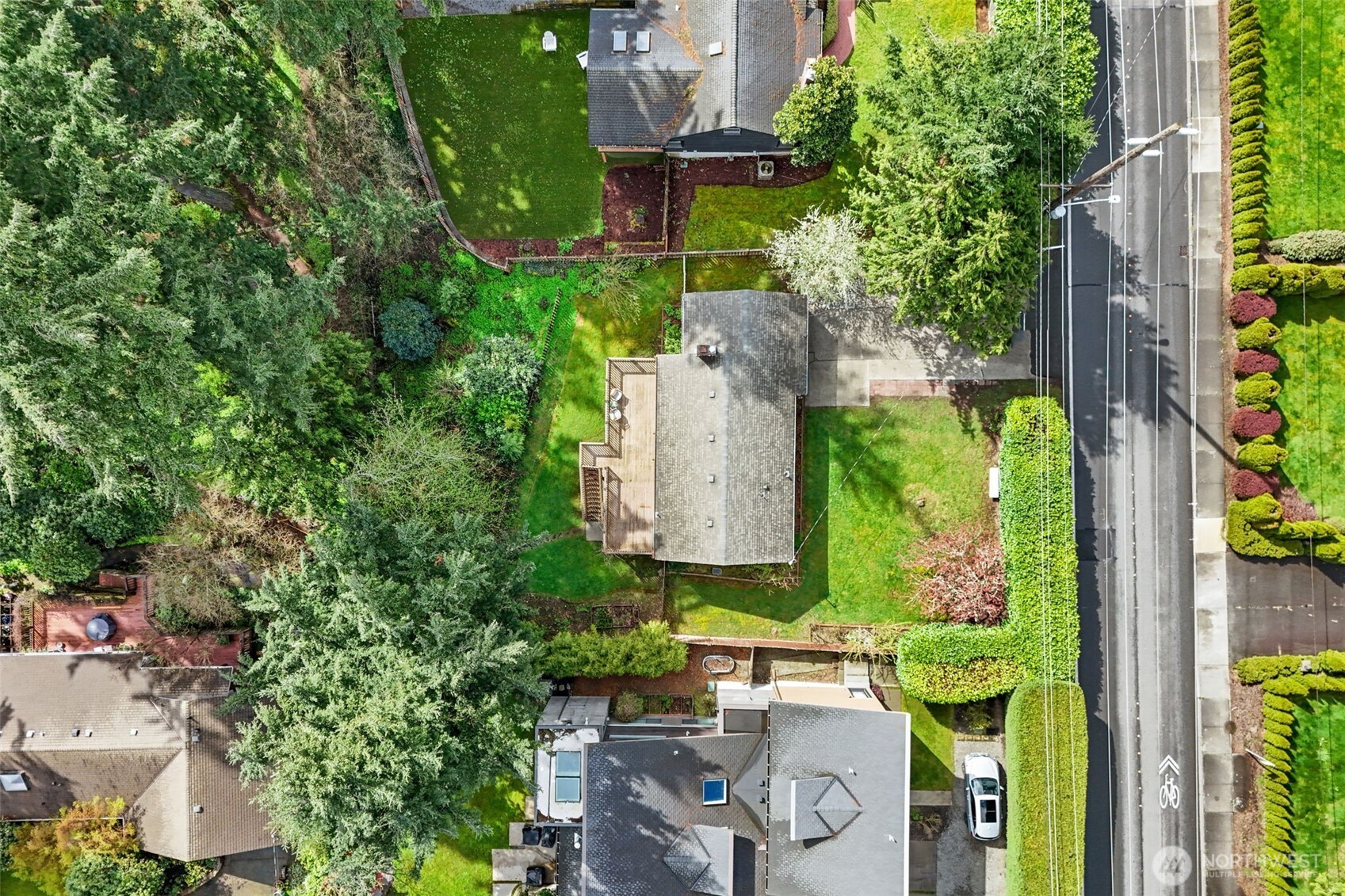 1210 108th Avenue SE, Bellevue, WA 98004