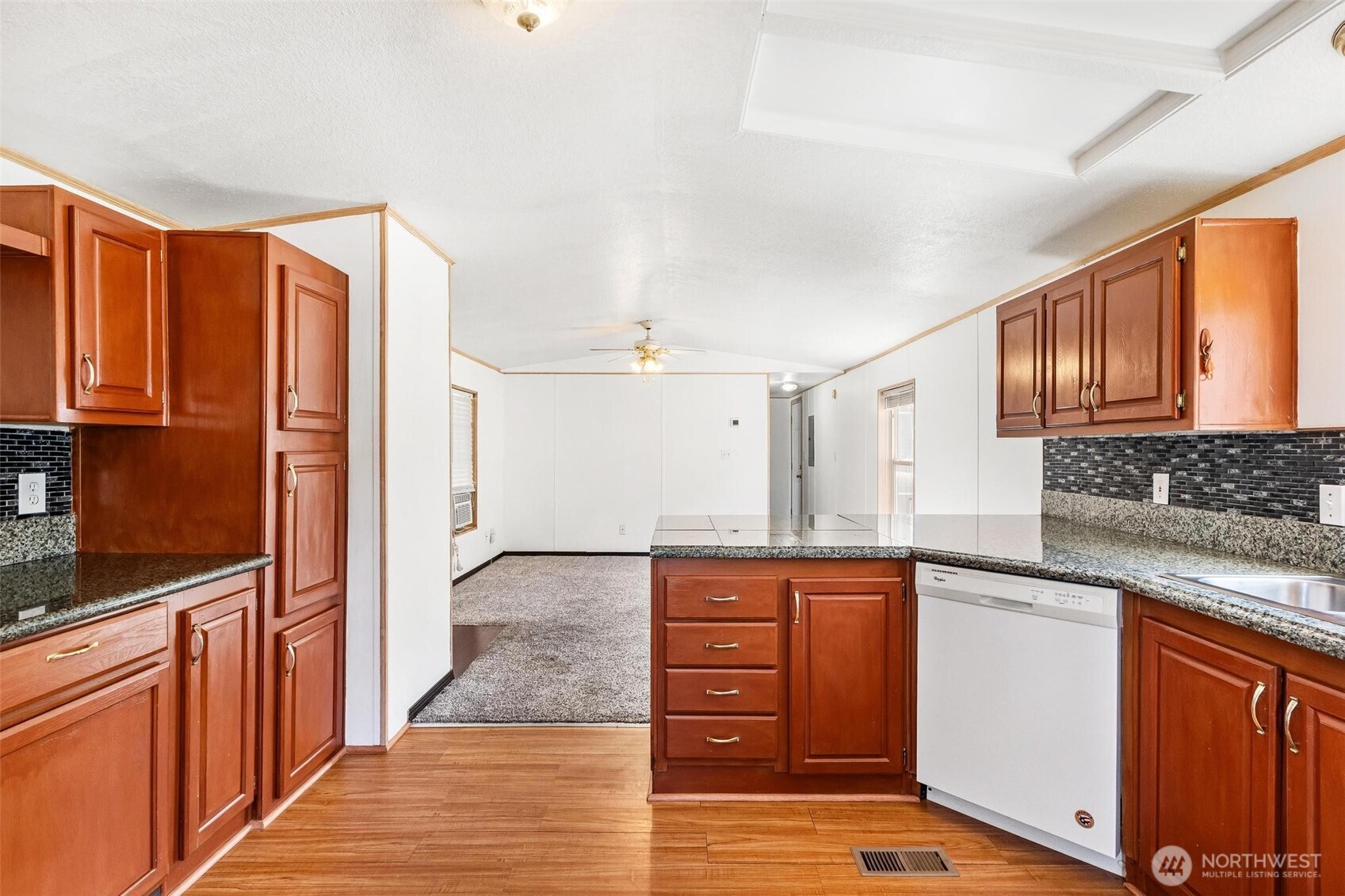 15268 Maple Drive #M68, Renton, WA 98058