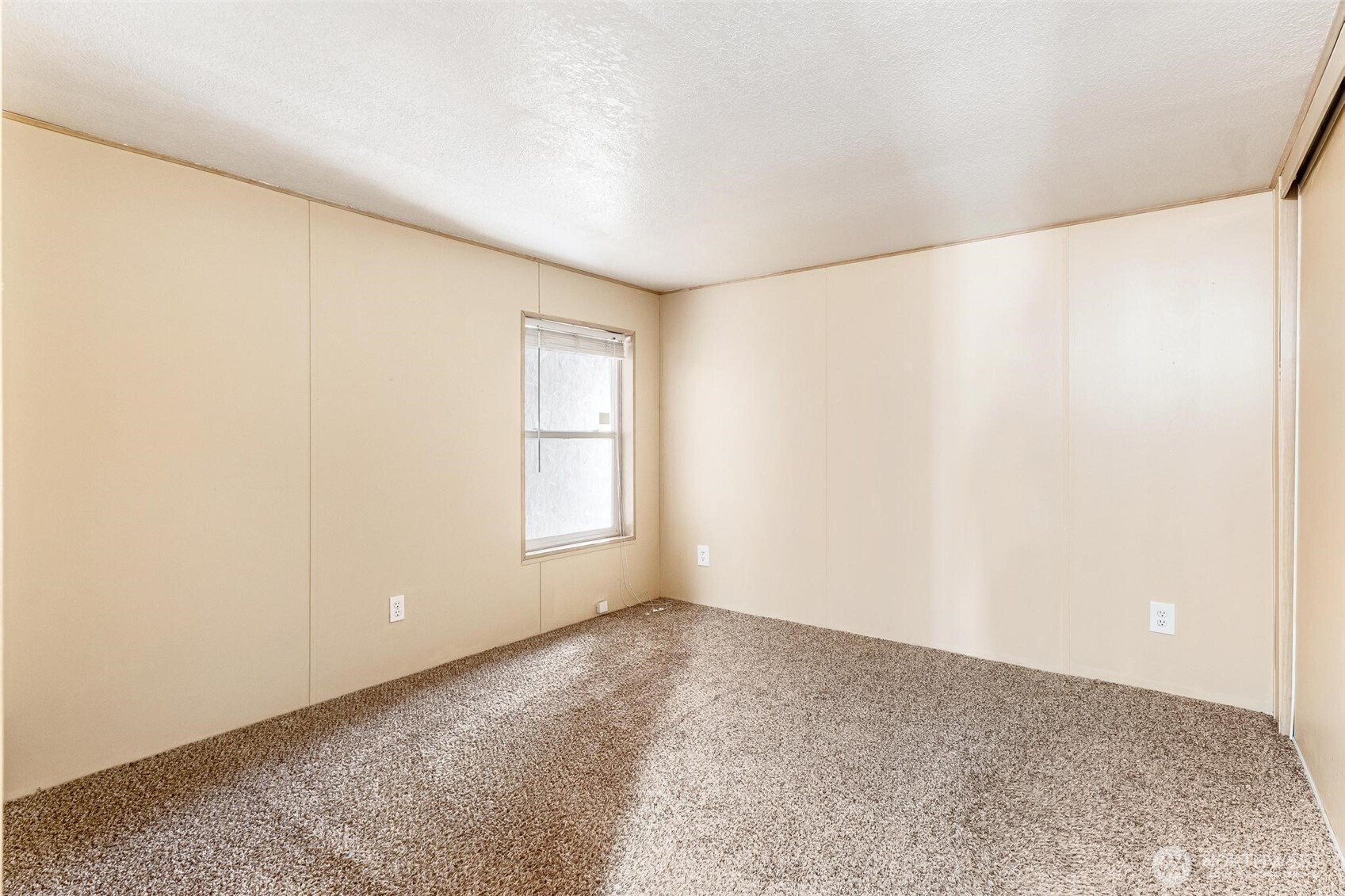 15268 Maple Drive #M68, Renton, WA 98058