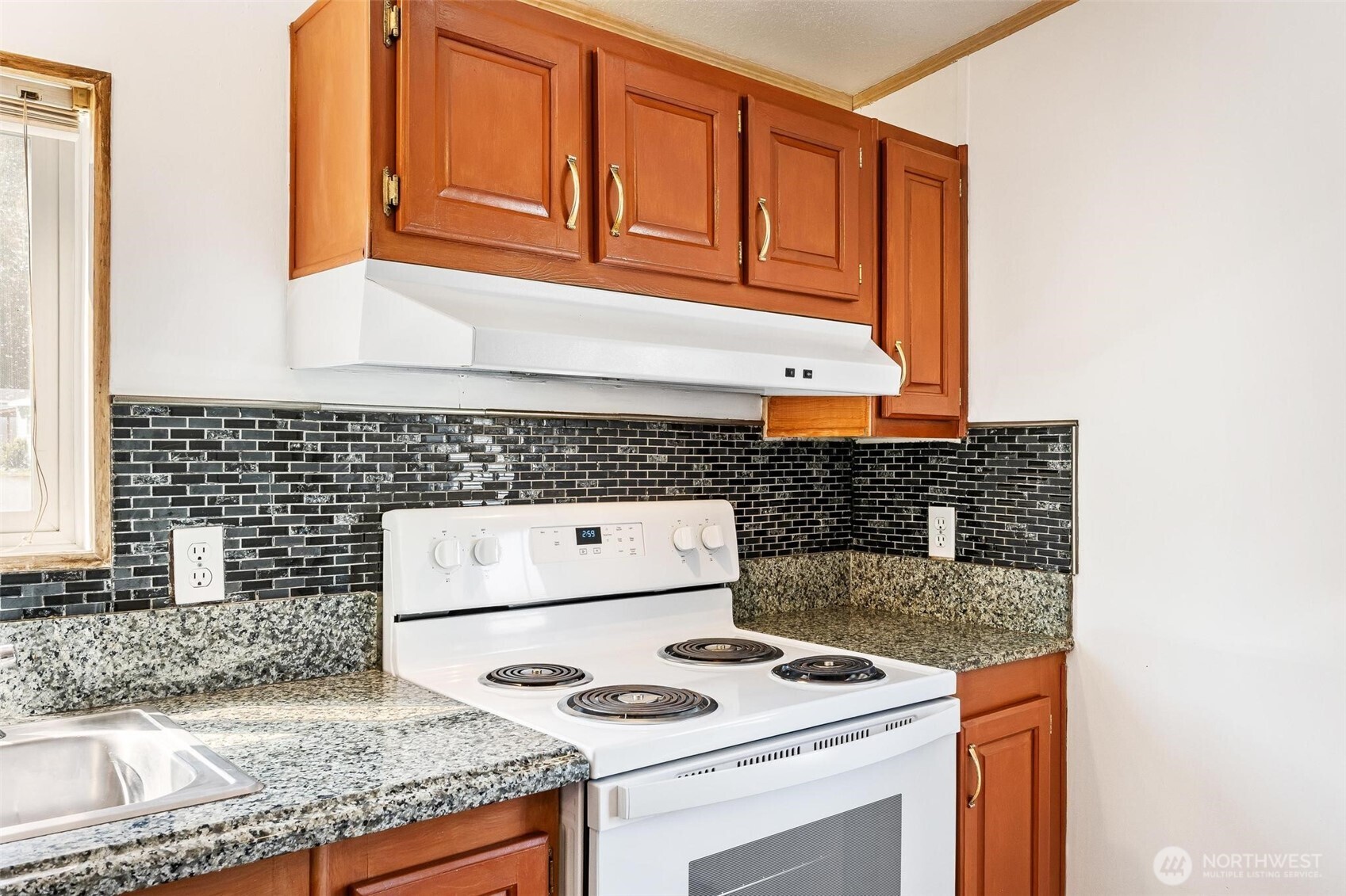 15268 Maple Drive #M68, Renton, WA 98058