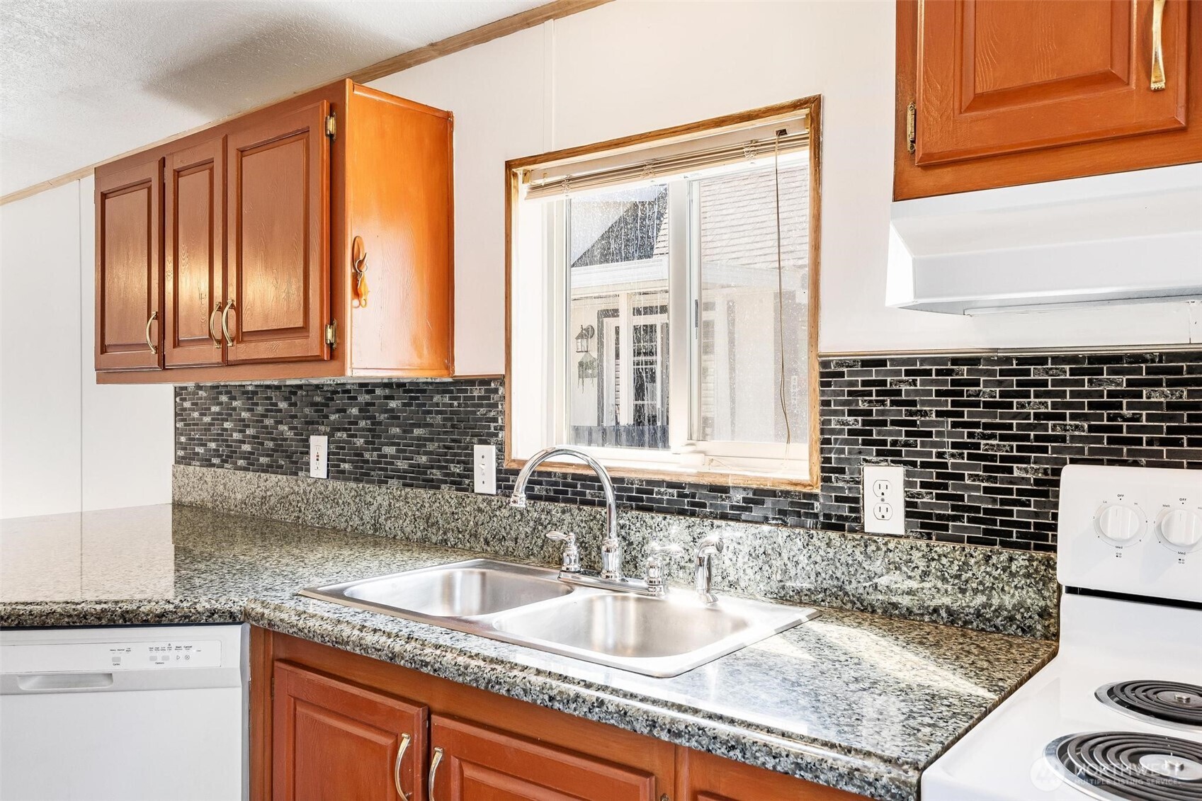 15268 Maple Drive #M68, Renton, WA 98058