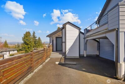 3425 Bell Avenue , Everett, WA 98201