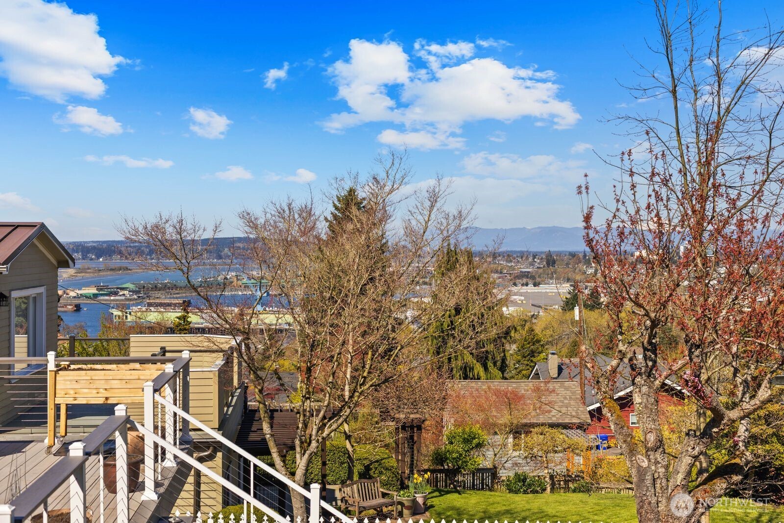 3425 Bell Avenue , Everett, WA 98201