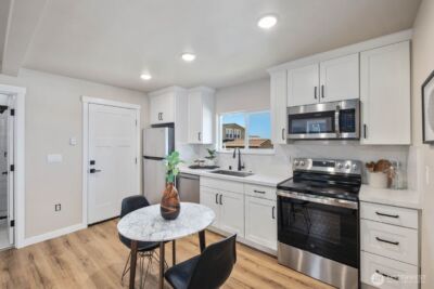 3425 Bell Avenue , Everett, WA 98201 - Photo 8