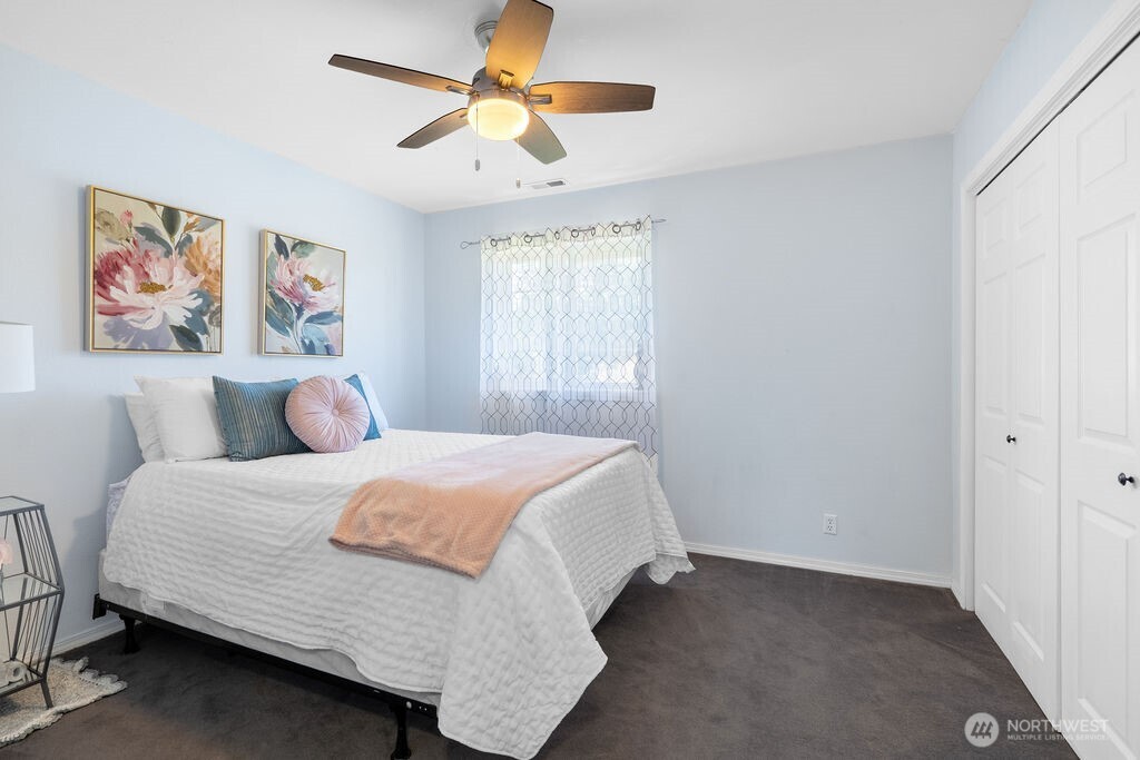 34 S Mountain View Lane , Elma, WA 98541