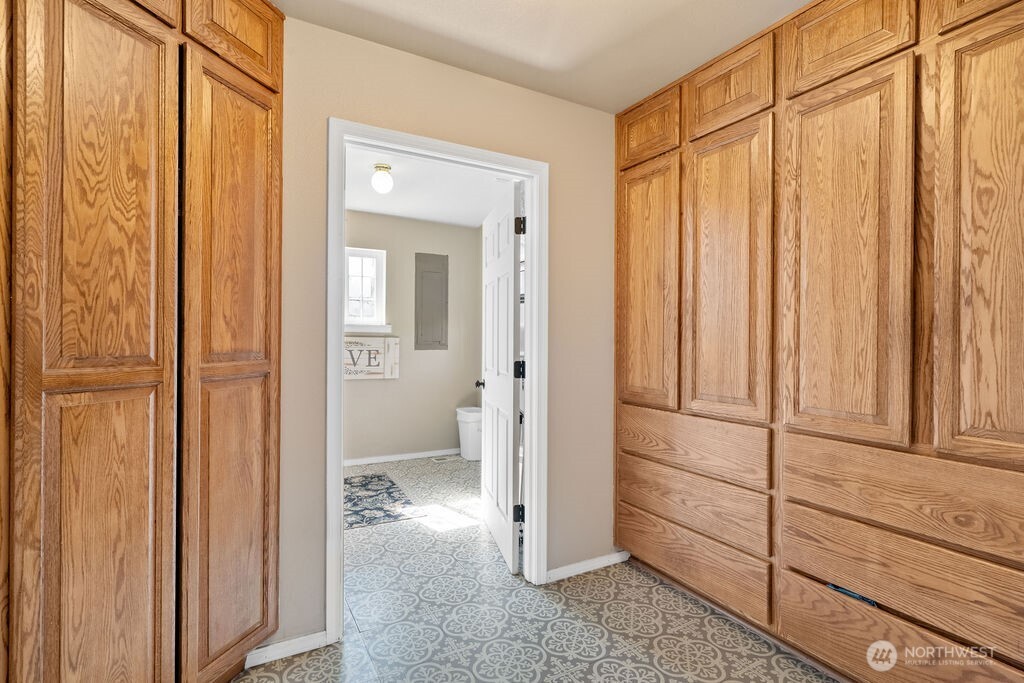 34 S Mountain View Lane , Elma, WA 98541