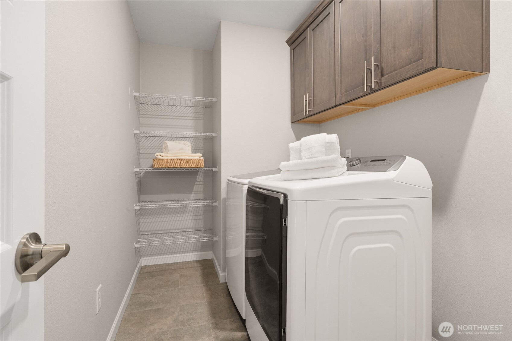 32692 Ash Avenue SE, Black Diamond, WA 98010