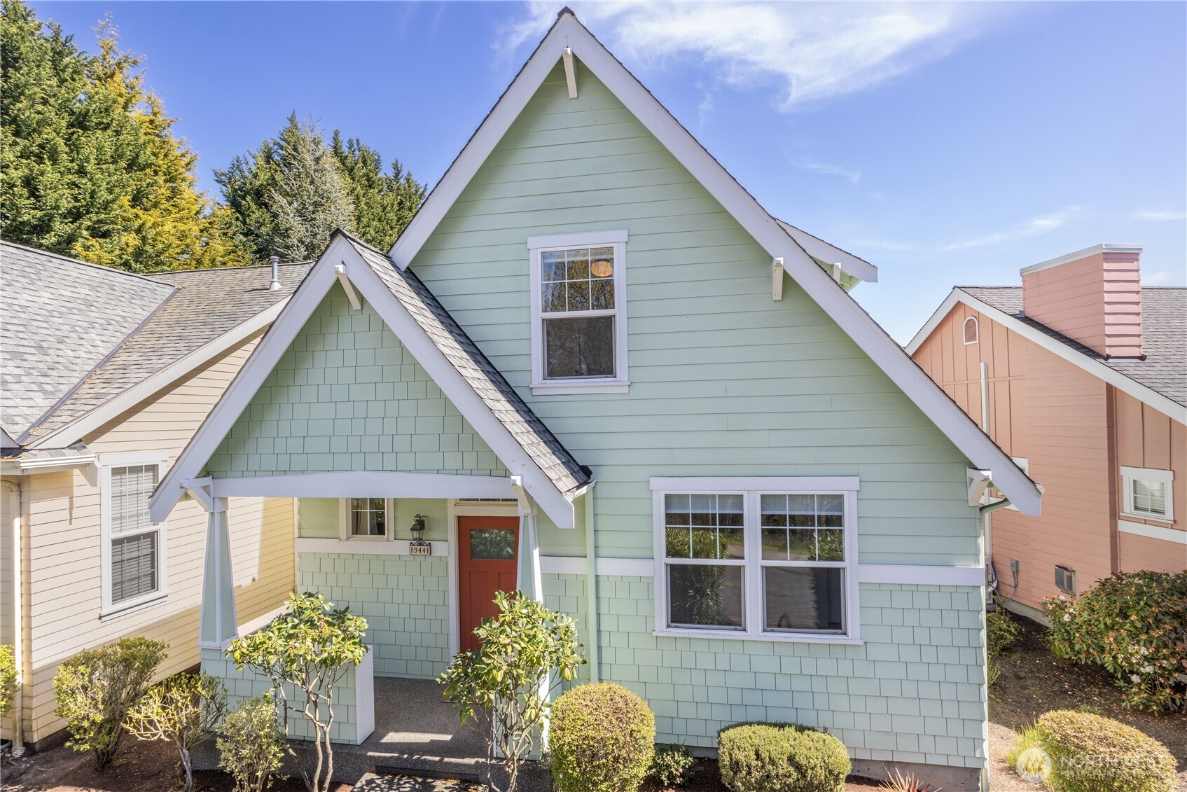 19441 1st Ave NE, Poulsbo, WA 98370