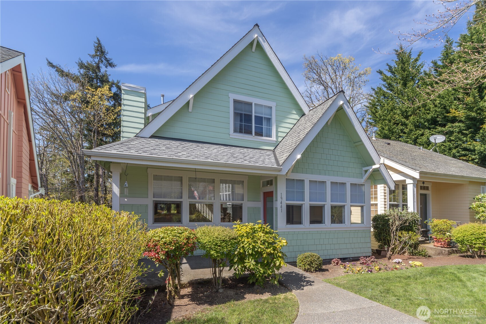 19441 1st Ave NE, Poulsbo, WA 98370