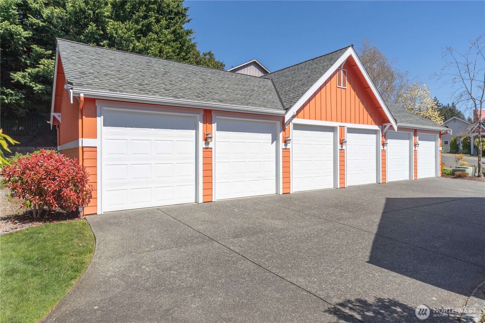 19441 1st Ave NE, Poulsbo, WA 98370