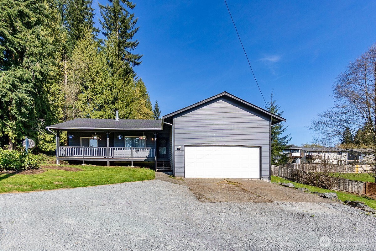 8635 215th Street NE, Arlington, WA 98223