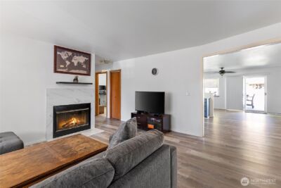 8635 215th Street NE, Arlington, WA 98223 - Photo 13