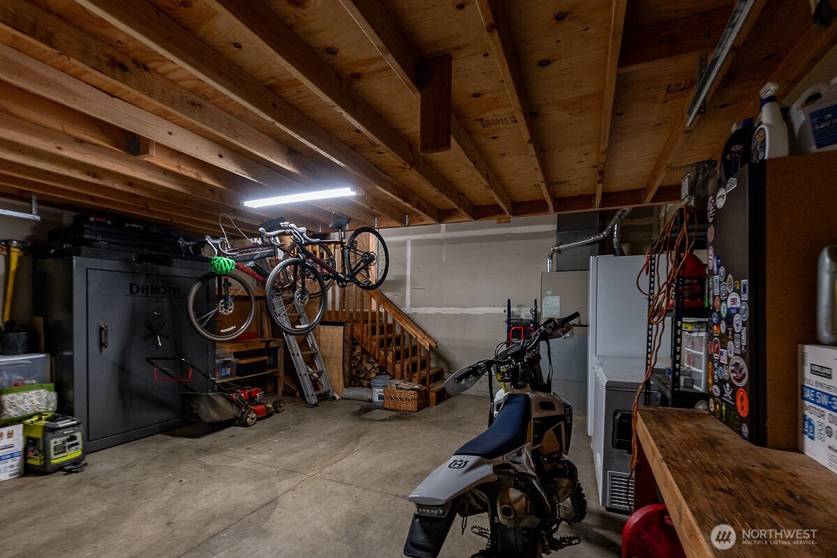 8635 215th Street NE, Arlington, WA 98223