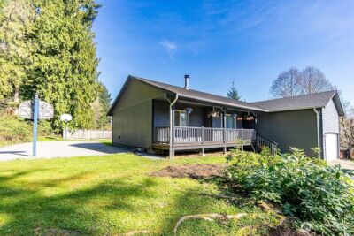 8635 215th Street NE, Arlington, WA 98223 - Photo 4