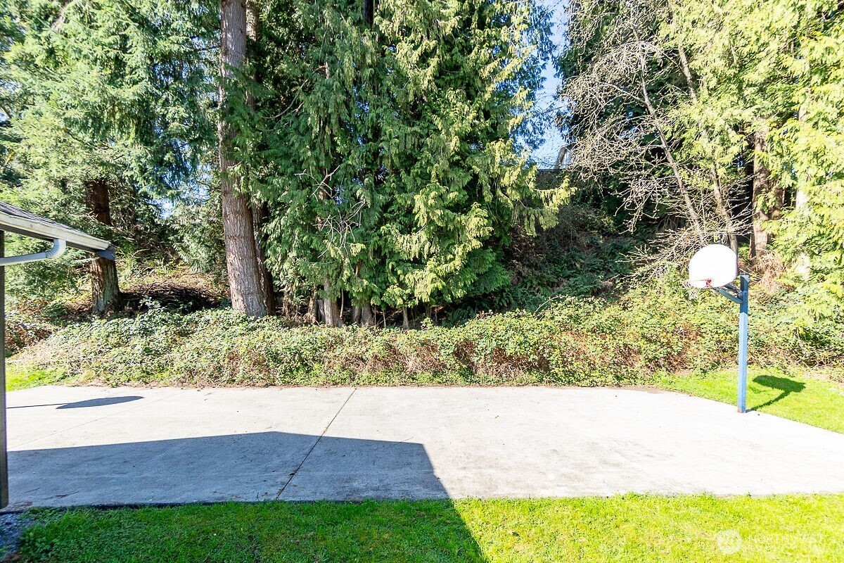 8635 215th Street NE, Arlington, WA 98223
