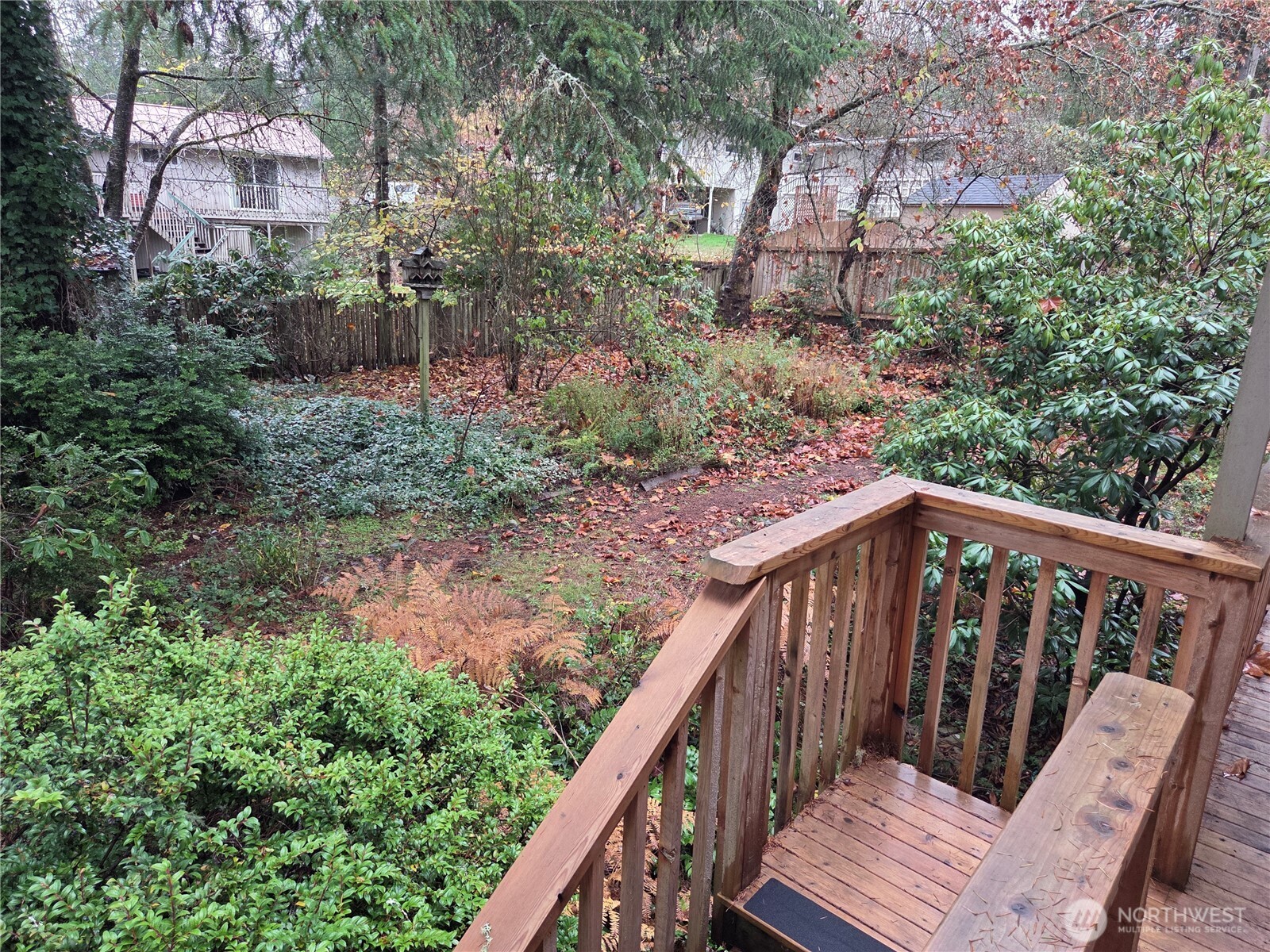 31 E Village View Drive , Allyn, WA 98588