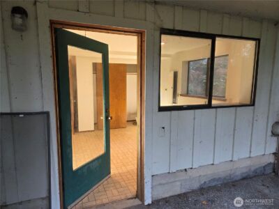 31 E Village View Drive , Allyn, WA 98588 - Photo 28
