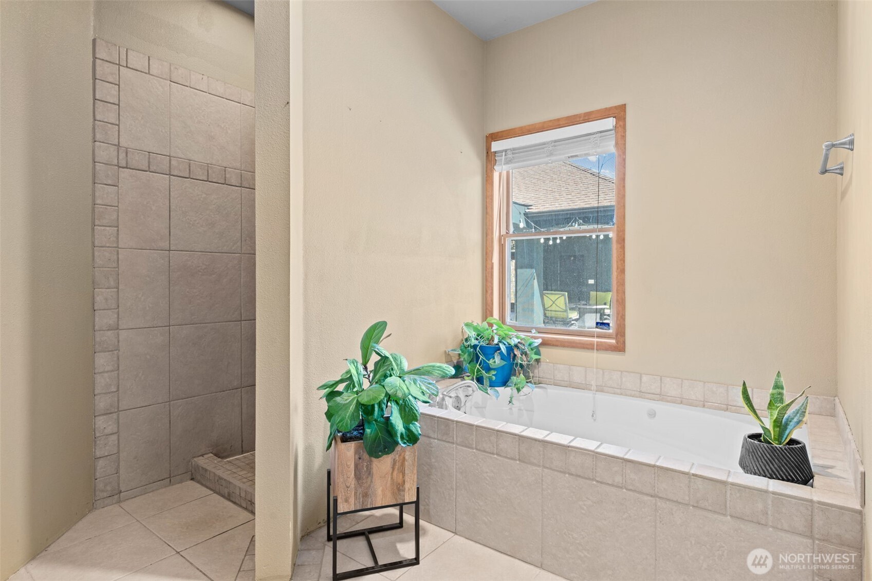 29512 28th Avenue E, Roy, WA 98580