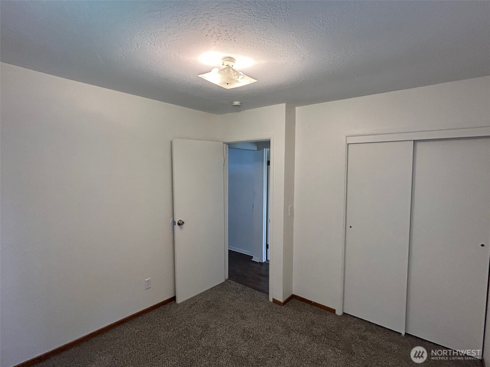 1012 7th Street S, Kelso, WA 98626