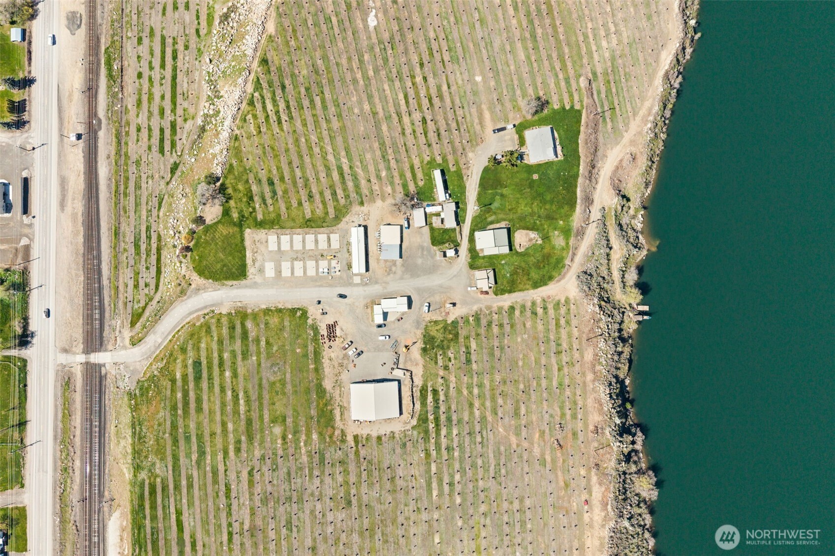 2988 Malaga Alcoa Highway , Malaga, WA 98828