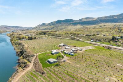 2988 Malaga Alcoa Highway , Malaga, WA 98828 - Photo 4