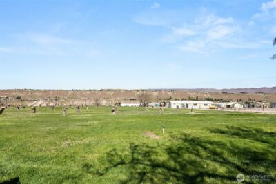 2988 Malaga Alcoa Highway , Malaga, WA 98828 - Photo 9