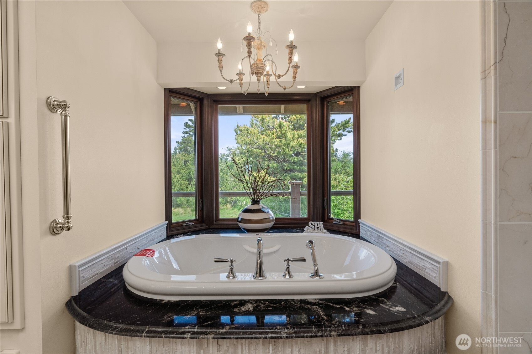 2646 Sunset Lane , Tokeland, WA 98590