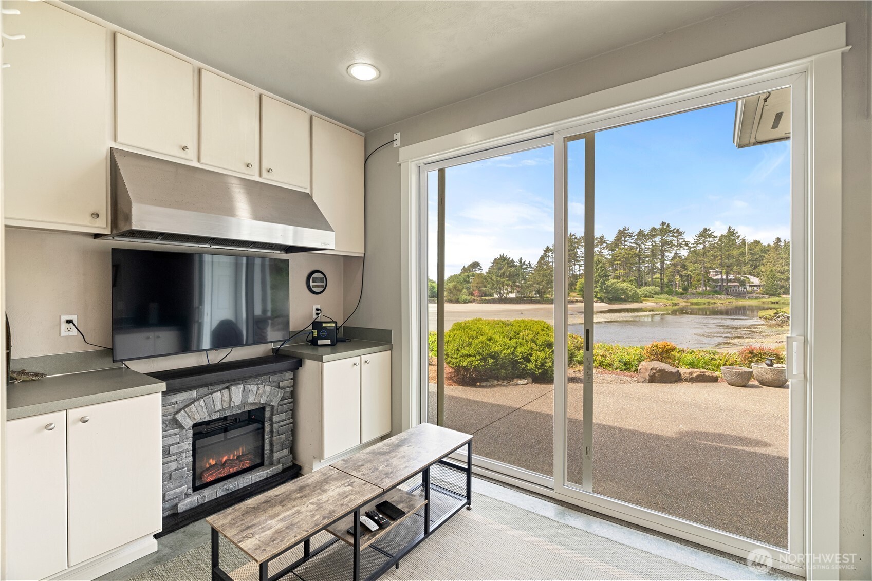 6 Diamond Drive , Pacific Beach, WA 98571