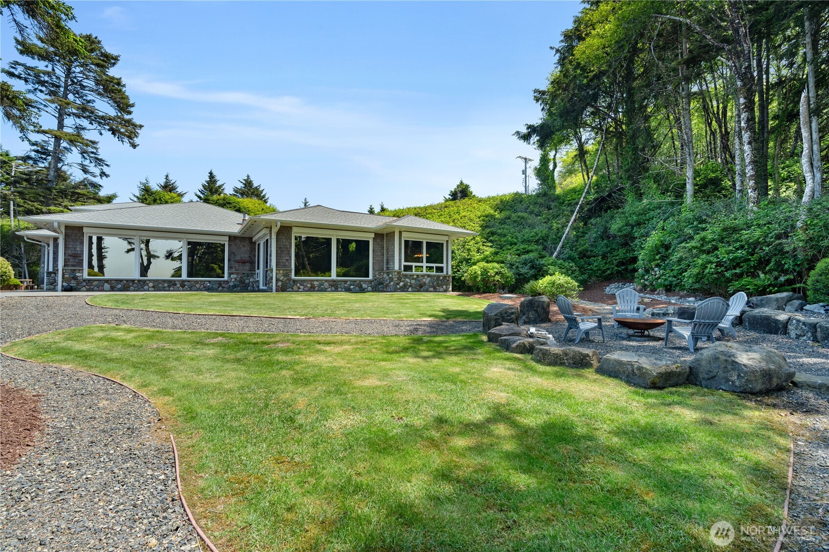 6 Diamond Drive , Pacific Beach, WA 98571