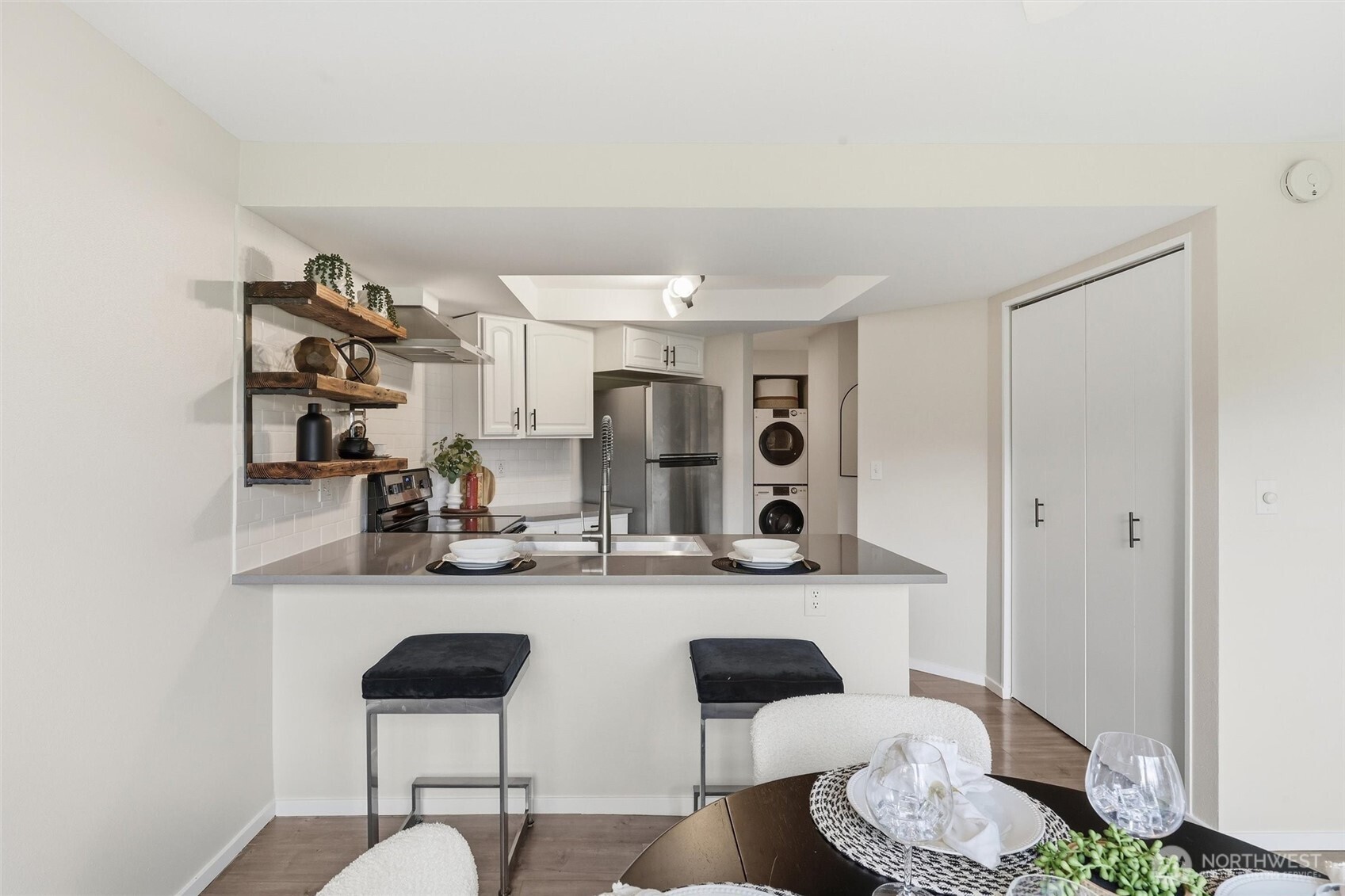 11104 NE 68th Street #A103, Kirkland, WA 98033
