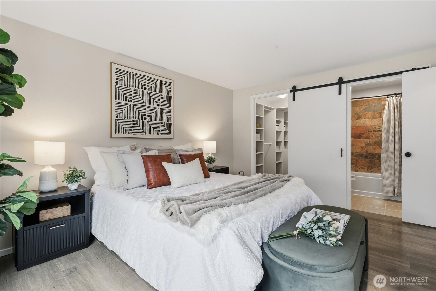11104 NE 68th Street #A103, Kirkland, WA 98033