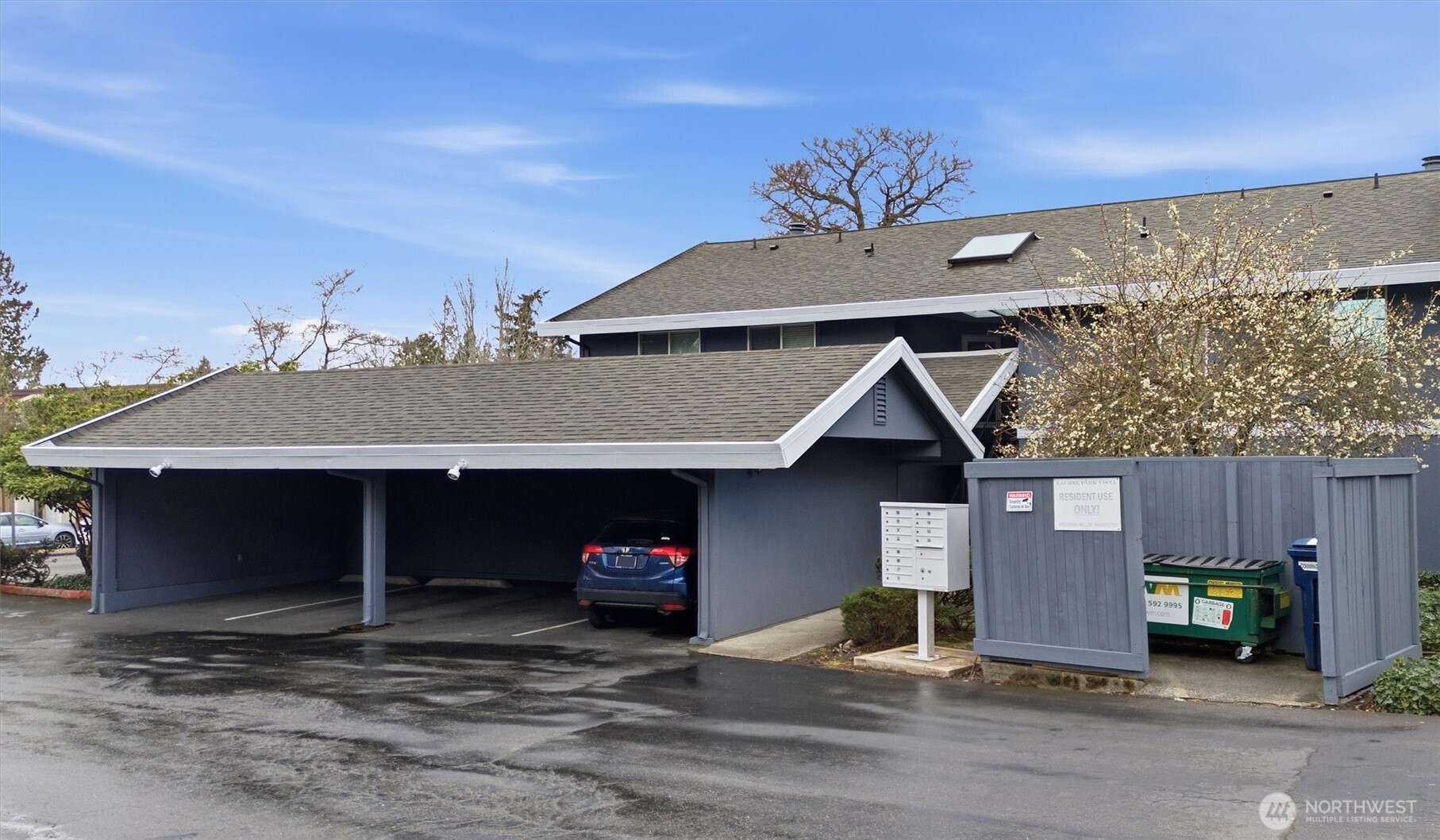 11104 NE 68th Street #A103, Kirkland, WA 98033