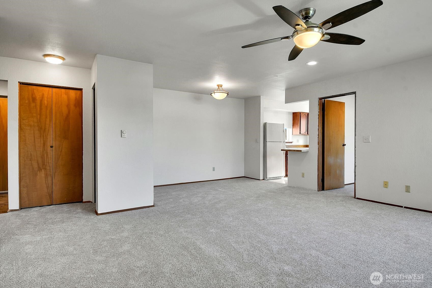 21937 7th Avenue S #216, Des Moines, WA 98198