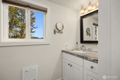 5430 Rockaway Beach Road NE, Bainbridge Island, WA 98110 - Photo 25