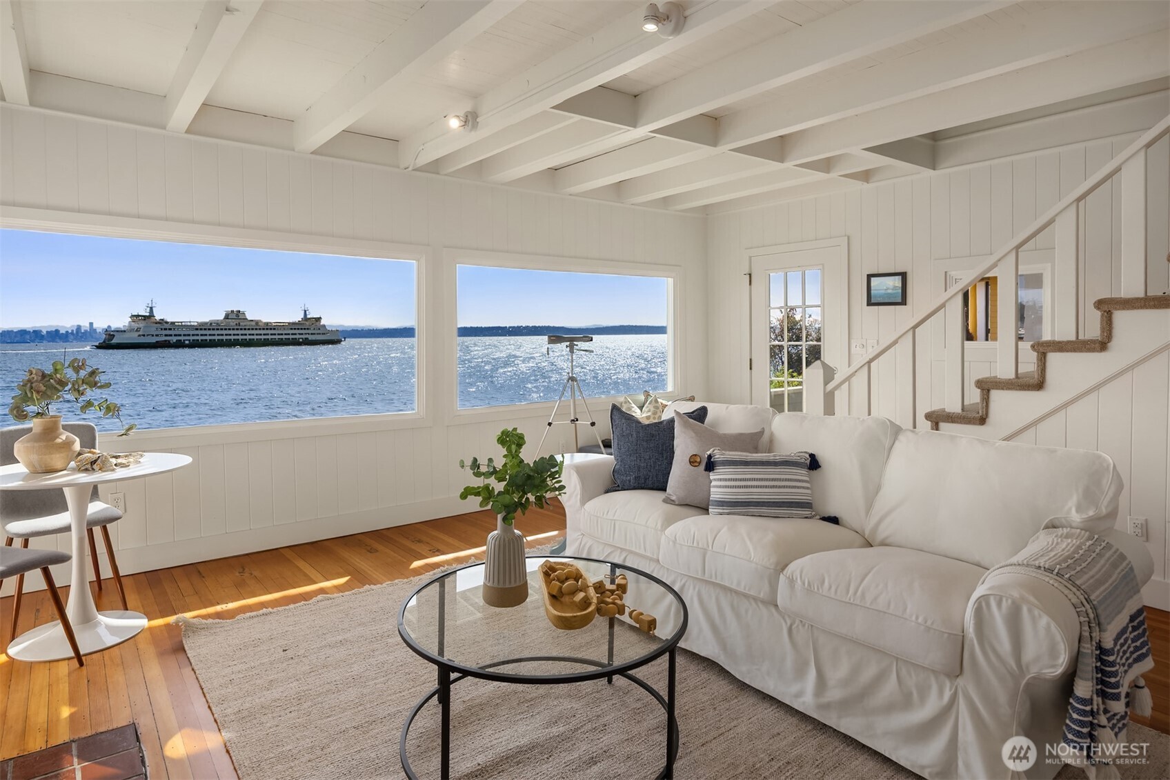 5430 Rockaway Beach Road NE, Bainbridge Island, WA 98110