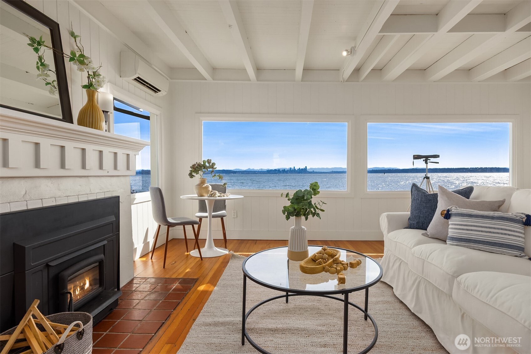 5430 Rockaway Beach Road NE, Bainbridge Island, WA 98110