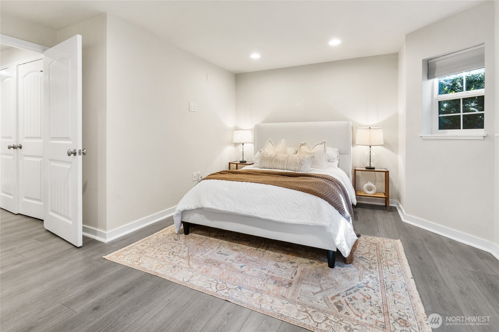 14007 NE 181st Street #F-104, Woodinville, WA 98072