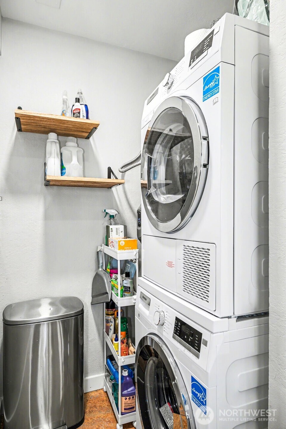 3423 W Government Way #7, Seattle, WA 98199